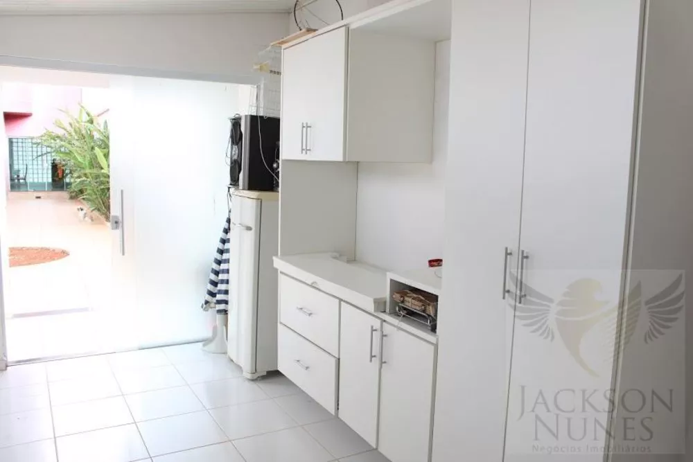 Casa, 4 quartos, 440 m² - Foto 1