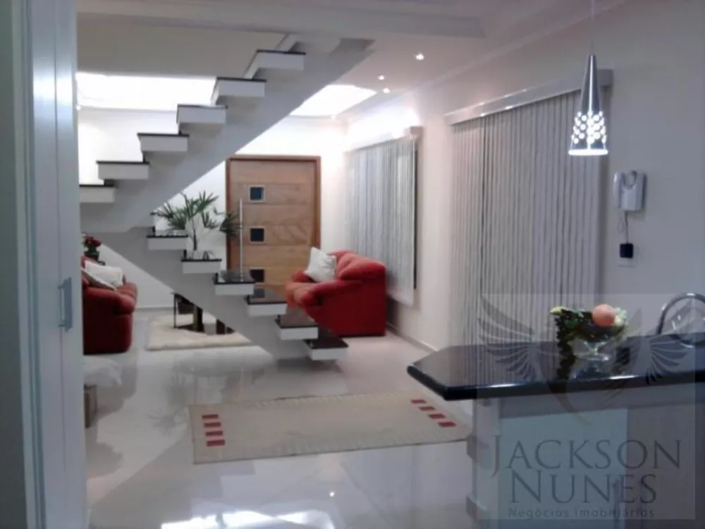 Casa, 3 quartos, 283 m² - Foto 2