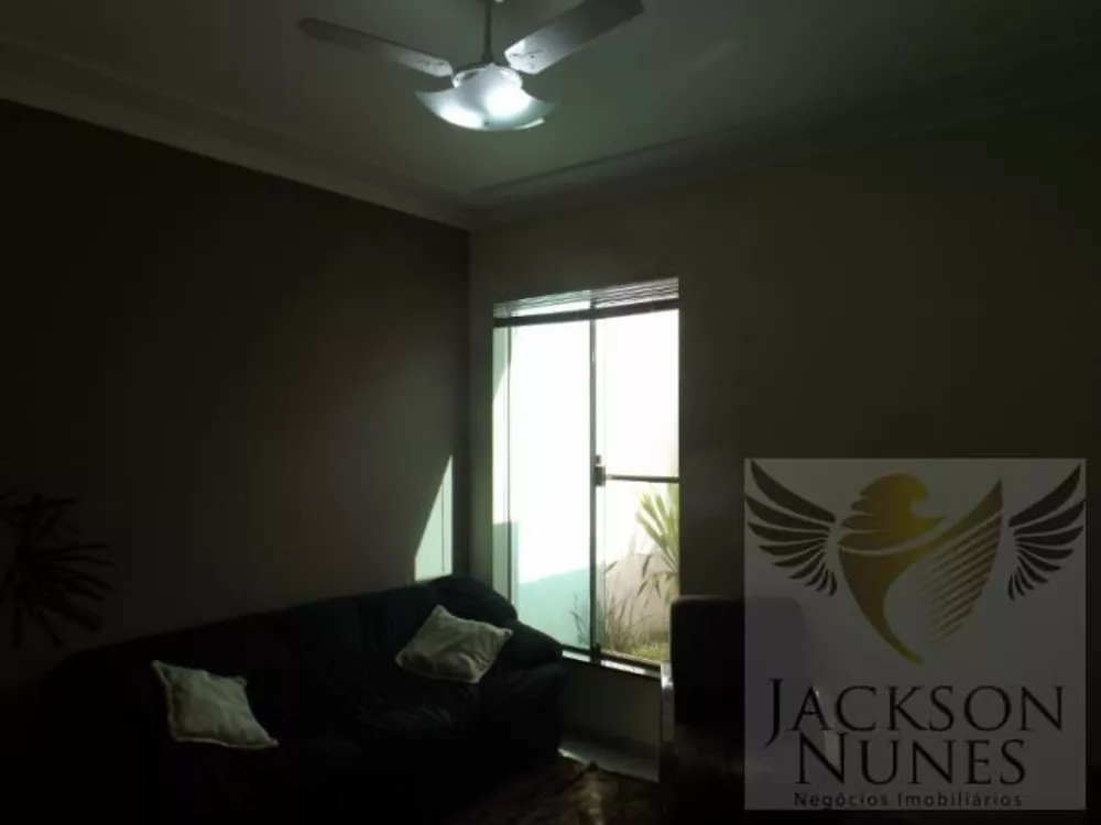 Casa, 3 quartos, 283 m² - Foto 1