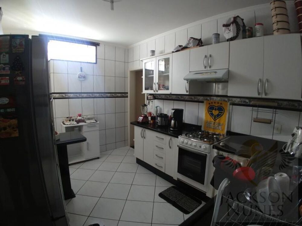 Casa, 2 quartos, 174 m² - Foto 1