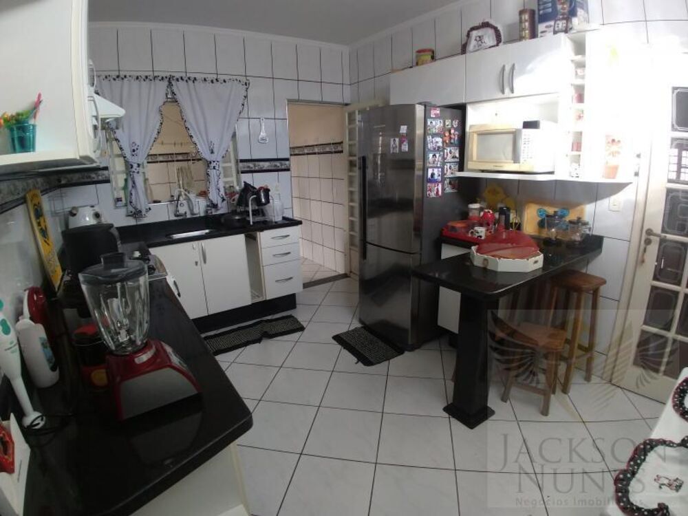 Casa, 2 quartos, 174 m² - Foto 2
