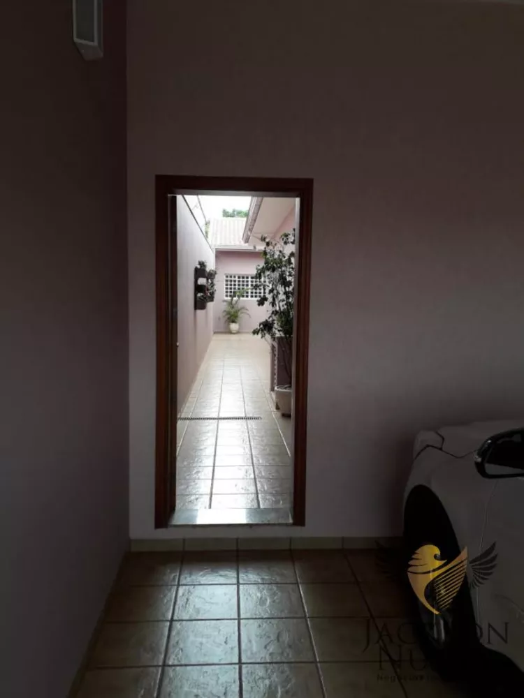 Casa, 3 quartos, 215 m² - Foto 8