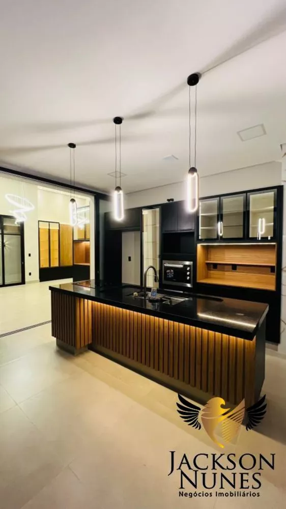 Casa de Condomínio à venda com 4 quartos, 322m² - Foto 1