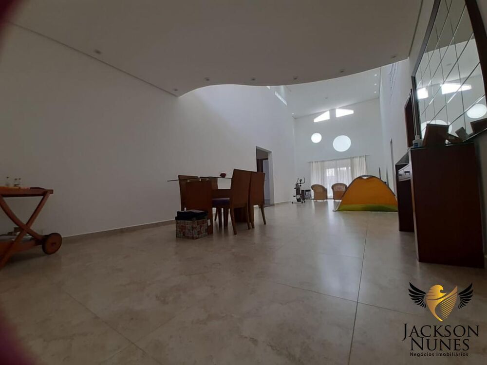 Chácara à venda com 4 quartos, 1000m² - Foto 1