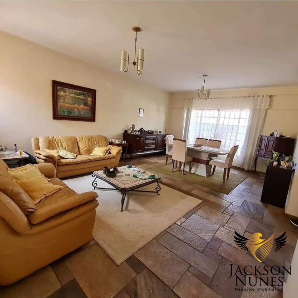 Casa, 3 quartos, 250 m² - Foto 1