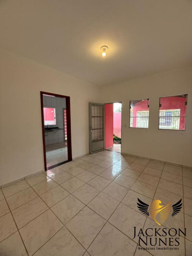 Casa à venda com 2 quartos, 160m² - Foto 3
