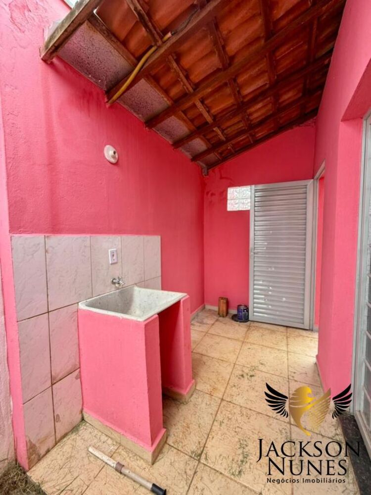 Casa à venda com 2 quartos, 160m² - Foto 7