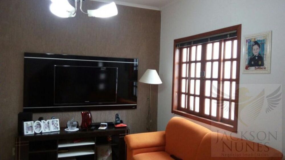 Casa, 4 quartos, 135 m² - Foto 2