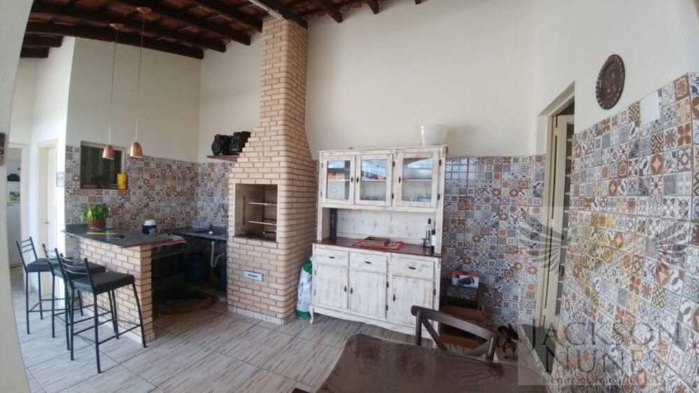 Casa, 4 quartos, 200 m² - Foto 1