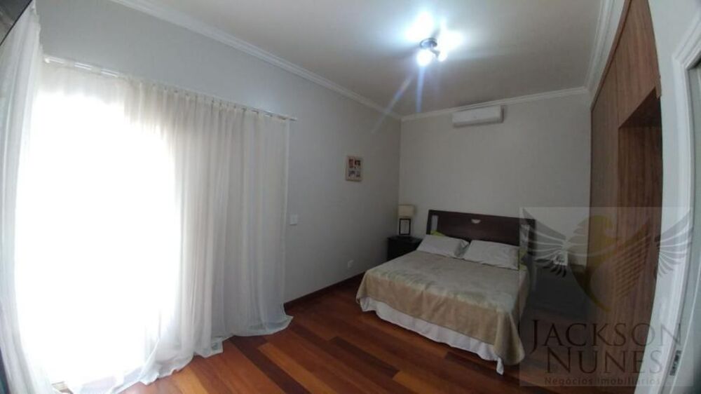 Casa, 3 quartos, 294 m² - Foto 3