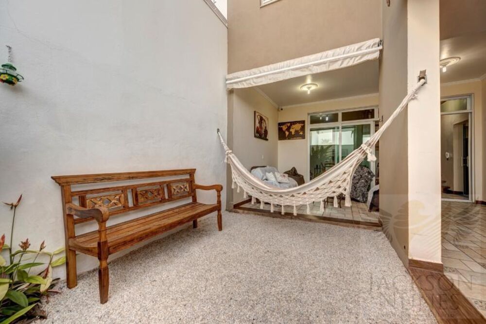 Casa, 2 quartos, 251 m² - Foto 2