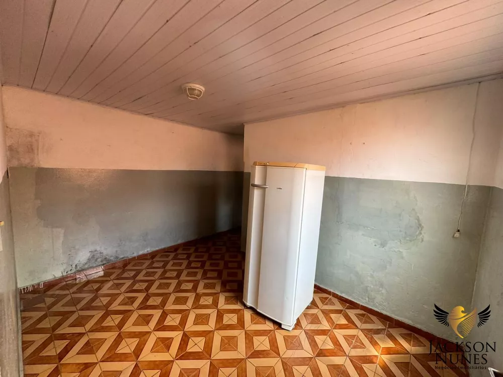 Casa à venda com 2 quartos, 150m² - Foto 5