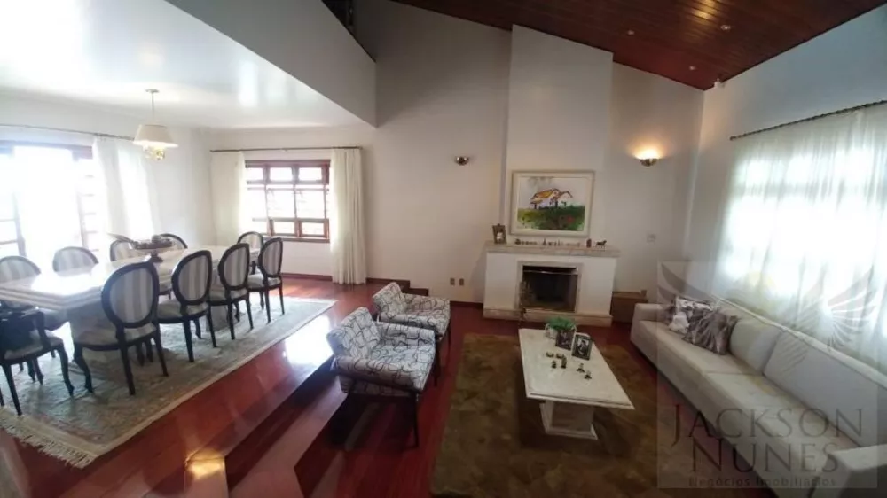 Casa à venda com 3 quartos, 900m² - Foto 6