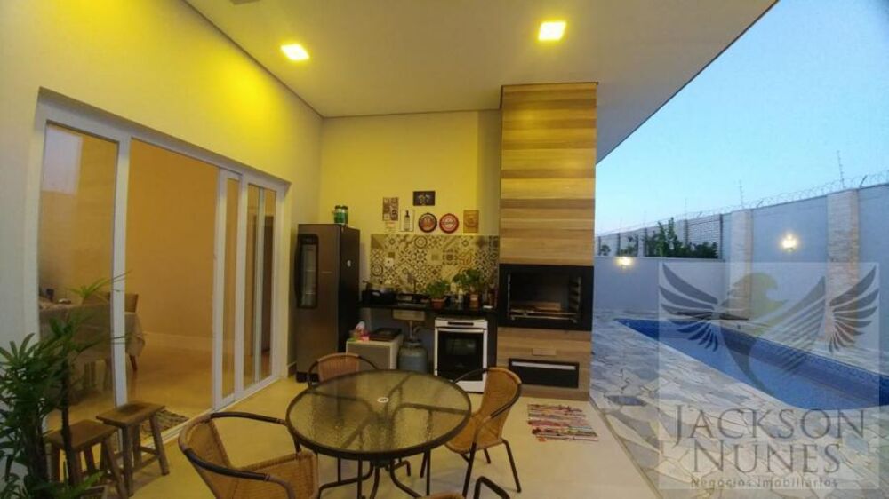 Casa de Condomínio à venda com 3 quartos, 360m² - Foto 1