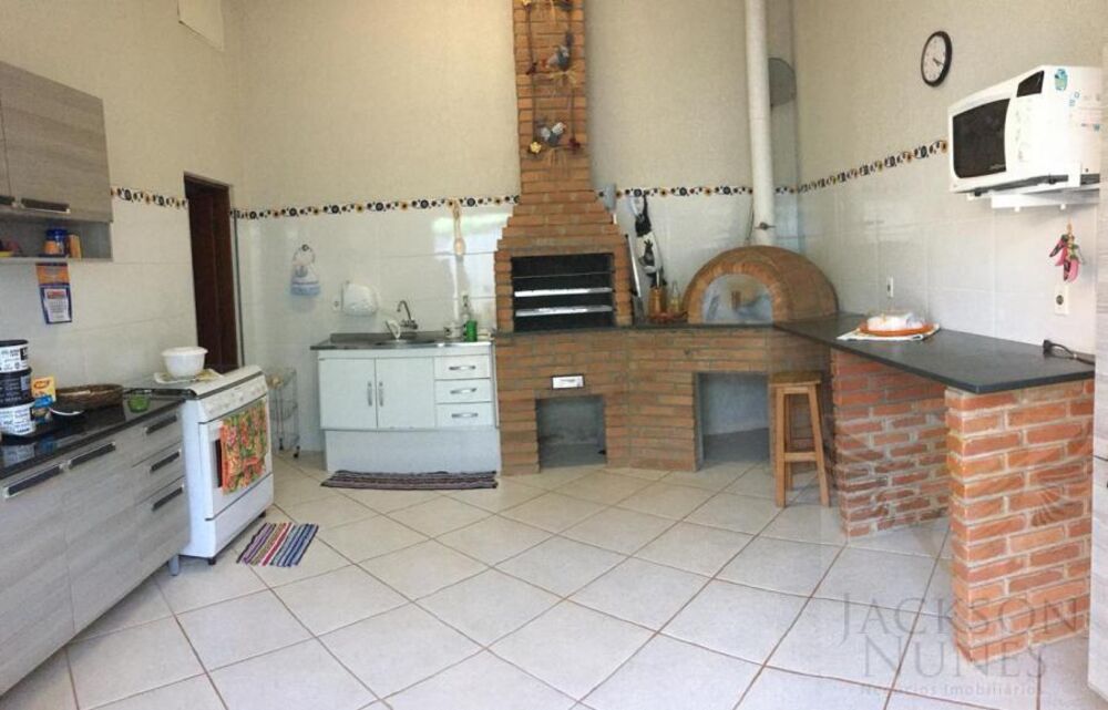 Casa, 3 quartos, 256 m² - Foto 2