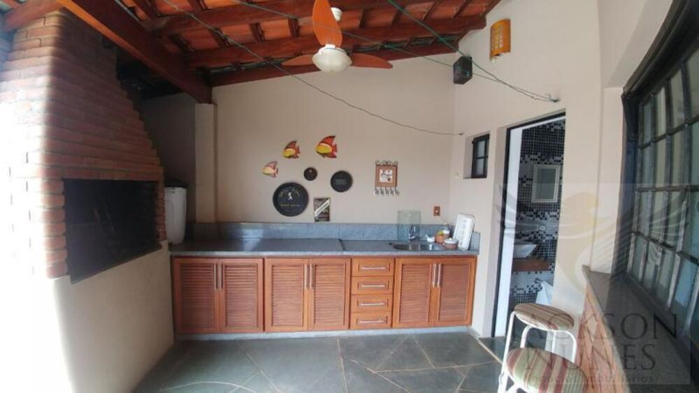 Casa, 3 quartos, 420 m² - Foto 1