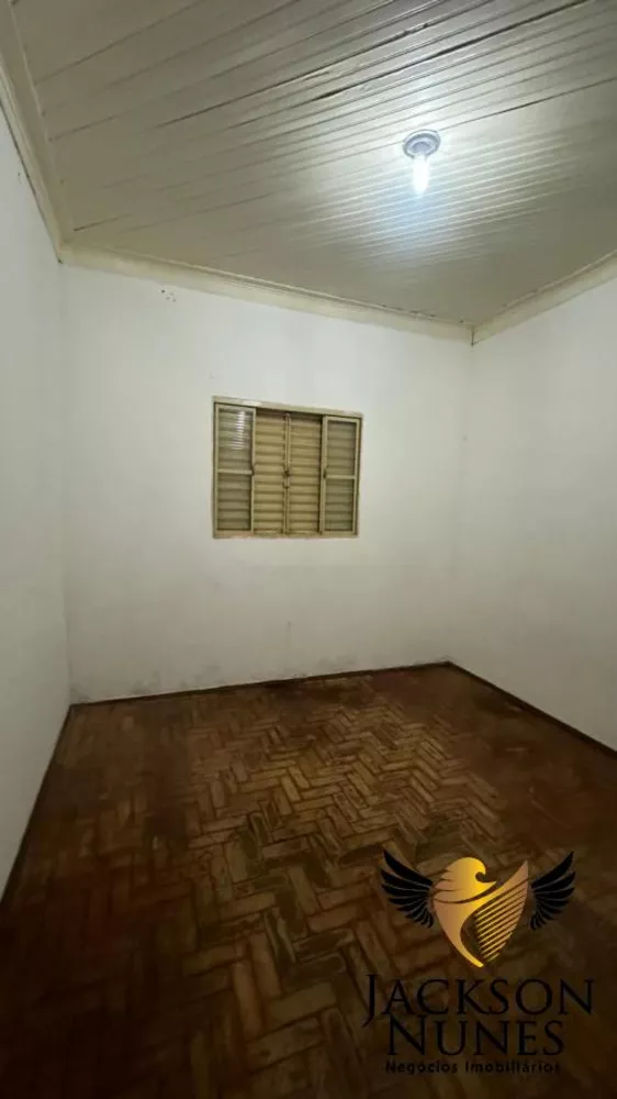 Casa à venda com 2 quartos, 150m² - Foto 4