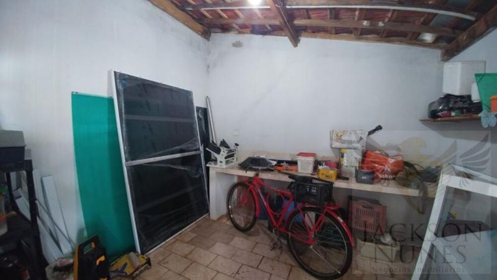Casa à venda com 3 quartos, 162m² - Foto 3