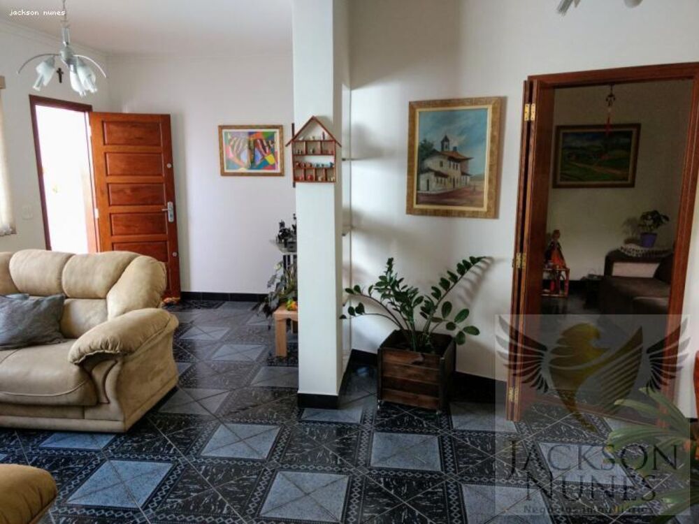 Casa, 3 quartos, 340 m² - Foto 2