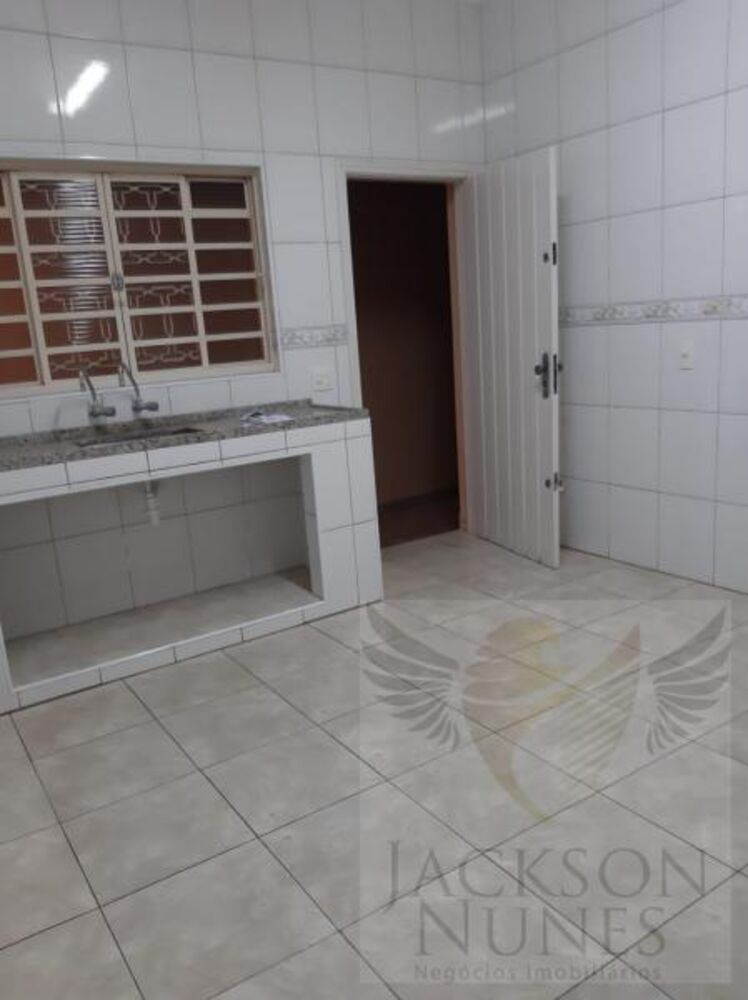 Casa, 2 quartos, 14200 m² - Foto 4