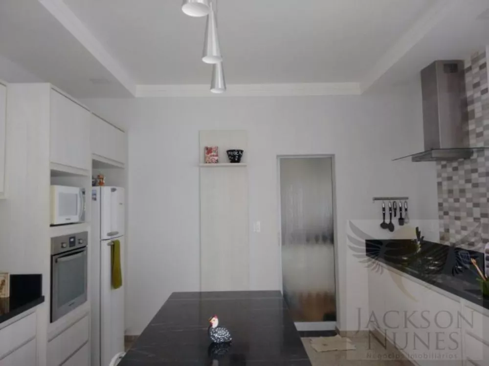 Casa, 3 quartos, 260 m² - Foto 4