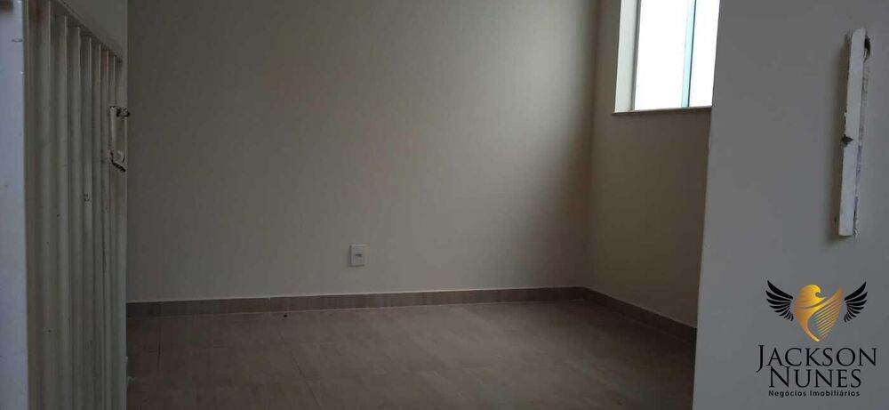 Casa à venda com 3 quartos, 175m² - Foto 2