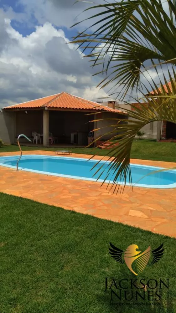 Chácara, 3 quartos, 1200 m² - Foto 1