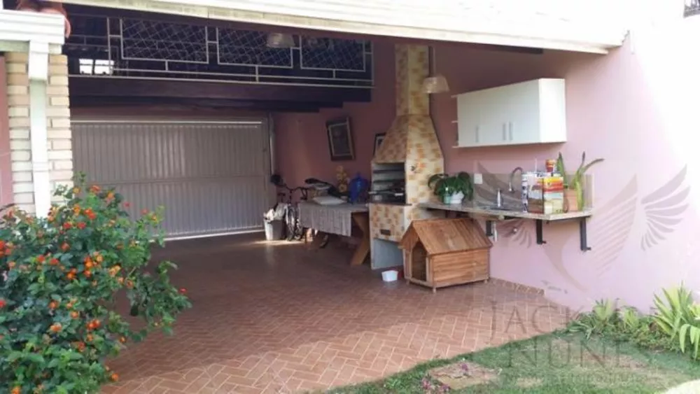 Casa, 3 quartos, 221 m² - Foto 2