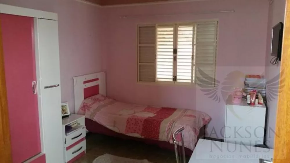 Casa, 3 quartos, 221 m² - Foto 4