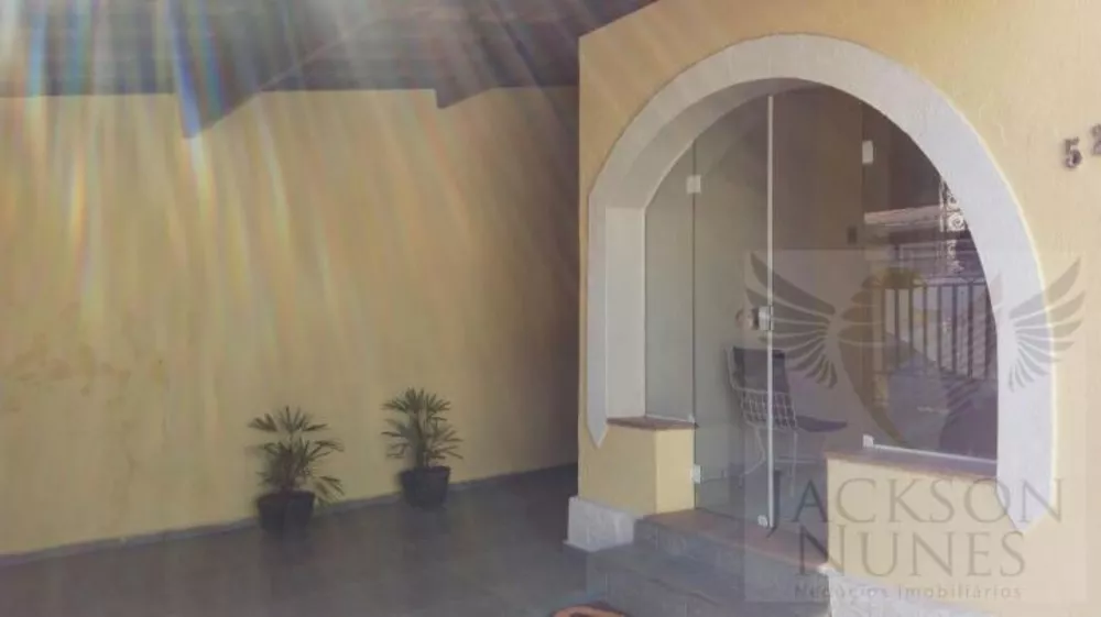 Casa, 3 quartos, 220 m² - Foto 1