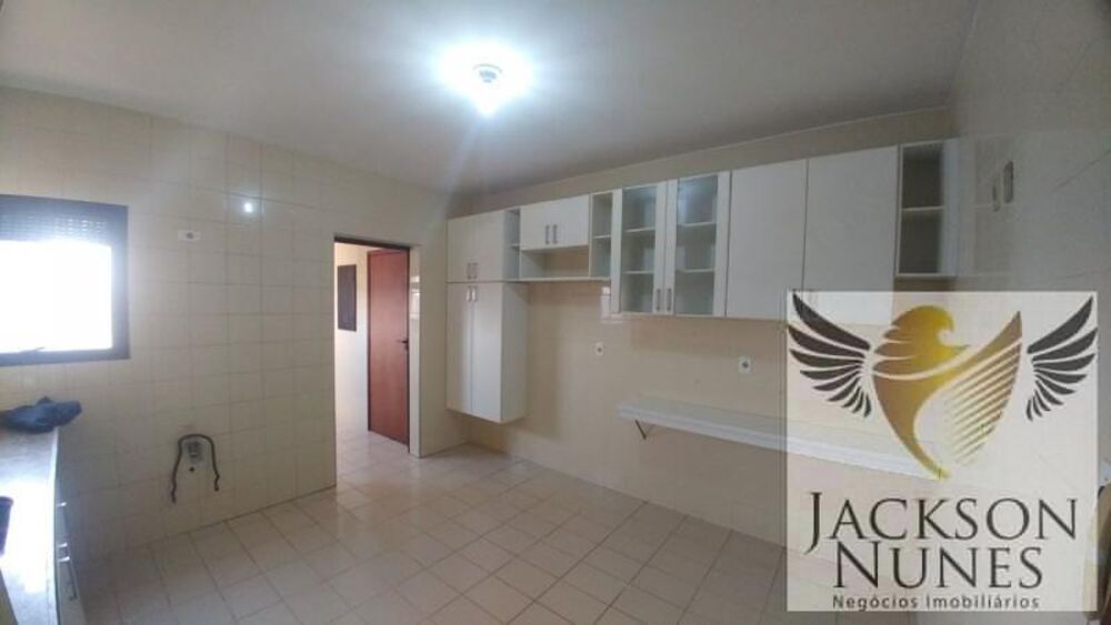 Apartamento, 4 quartos, 196 m² - Foto 1