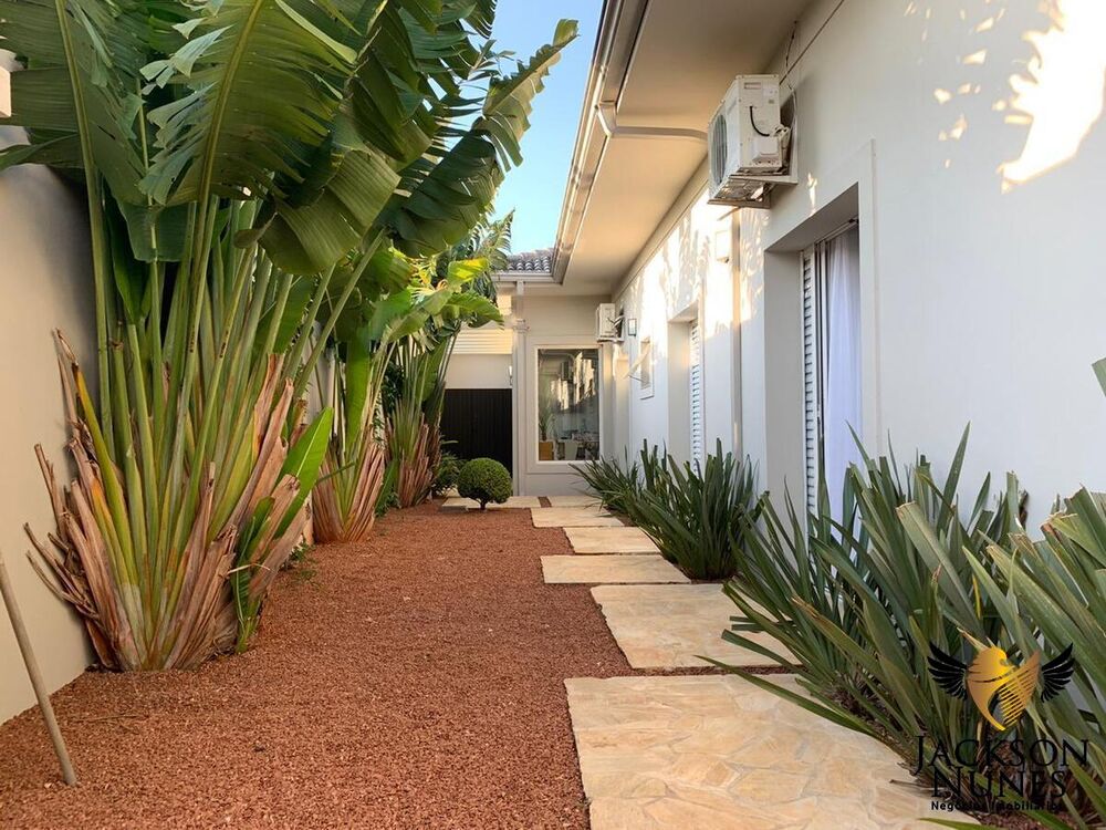 Casa, 3 quartos, 302 m² - Foto 4