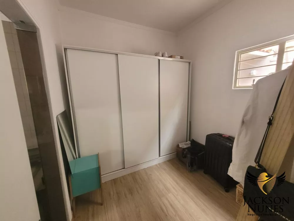 Casa, 3 quartos, 215 m² - Foto 4