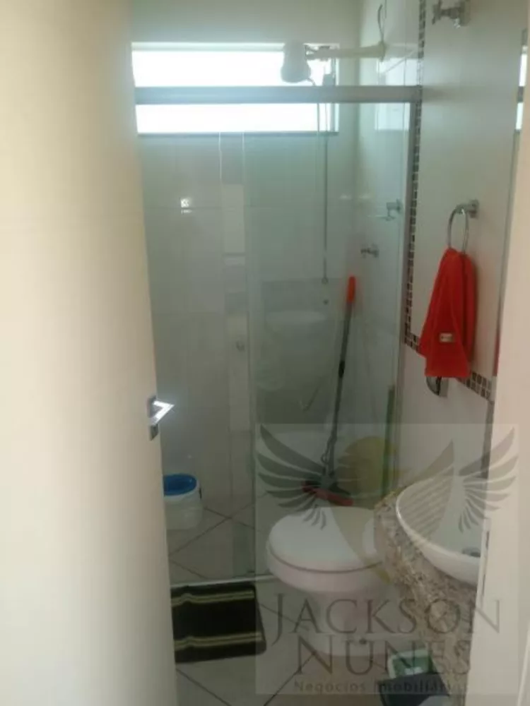 Casa, 4 quartos, 220 m² - Foto 1