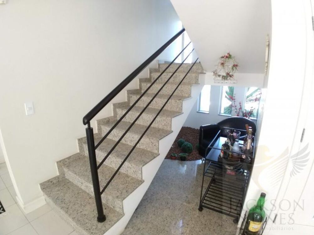 Casa, 3 quartos, 244 m² - Foto 9