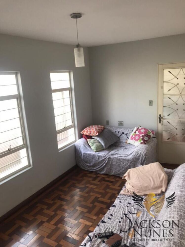 Casa, 3 quartos, 169 m² - Foto 2