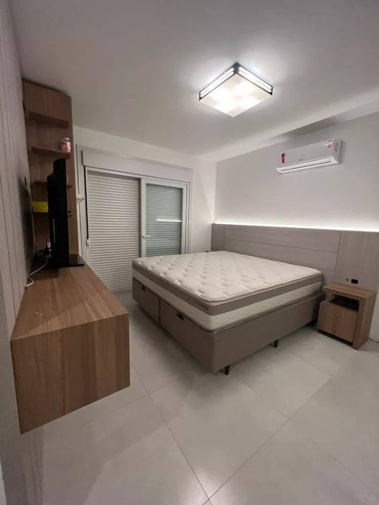 Casa, 3 quartos, 267 m² - Foto 2
