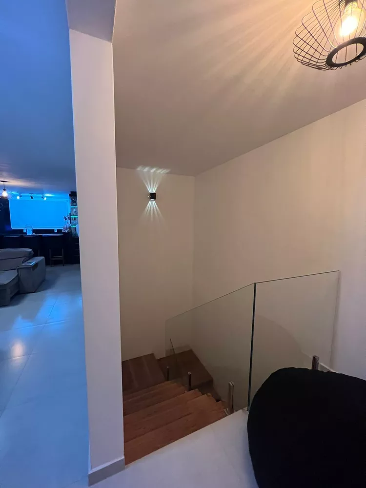 Casa, 3 quartos, 267 m² - Foto 1