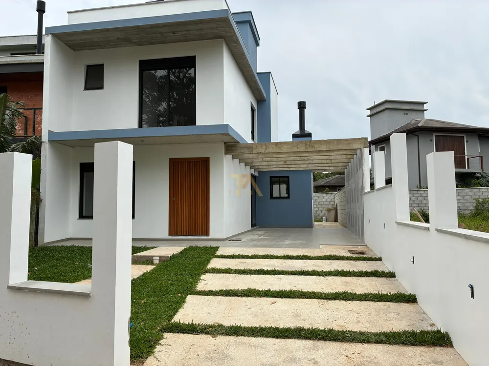 Casa, 3 quartos, 270 m² - Foto 1