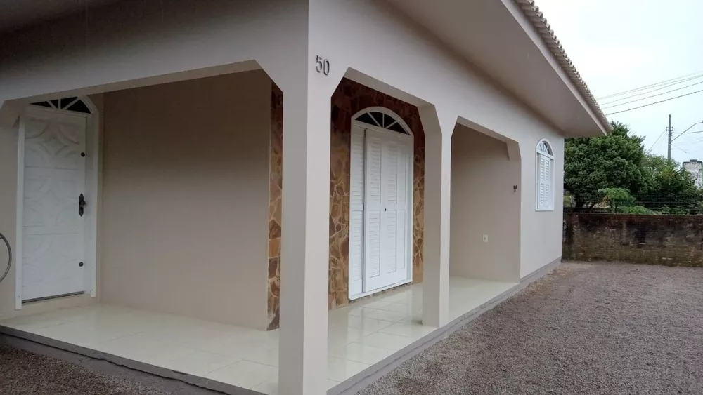 Casa à venda com 2 quartos, 151m² - Foto 3