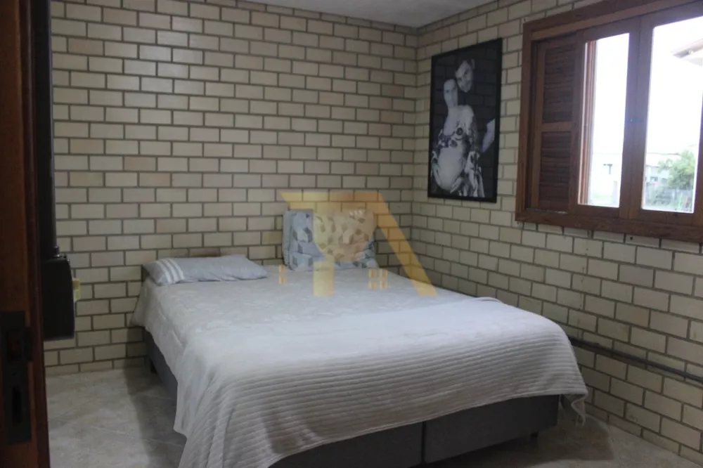 Casa à venda com 2 quartos, 80m² - Foto 14