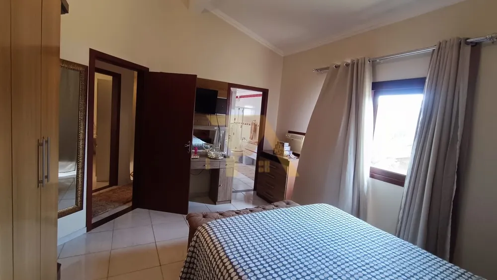 Casa, 3 quartos, 300 m² - Foto 11