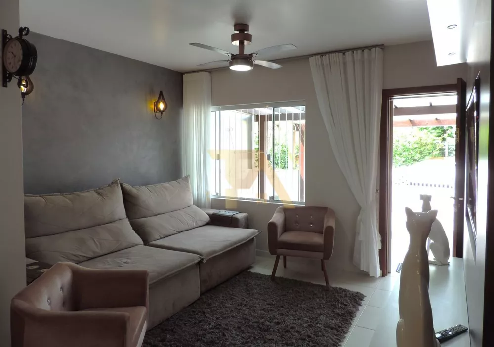 Casa à venda com 2 quartos, 110m² - Foto 4