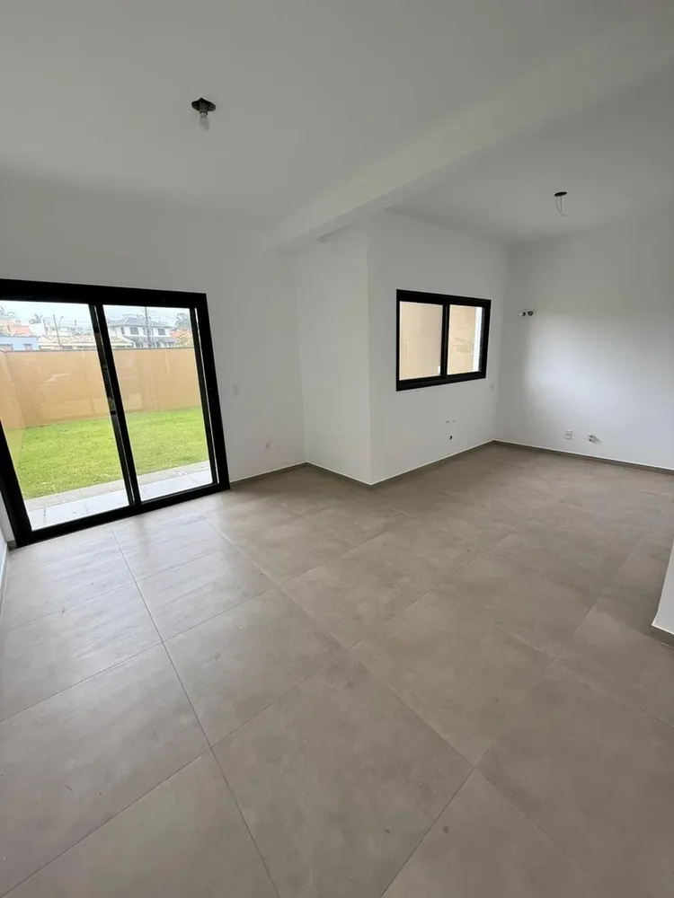 Casa, 3 quartos, 93 m² - Foto 1