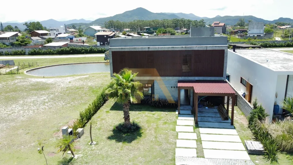 Casa, 3 quartos, 220 m² - Foto 3