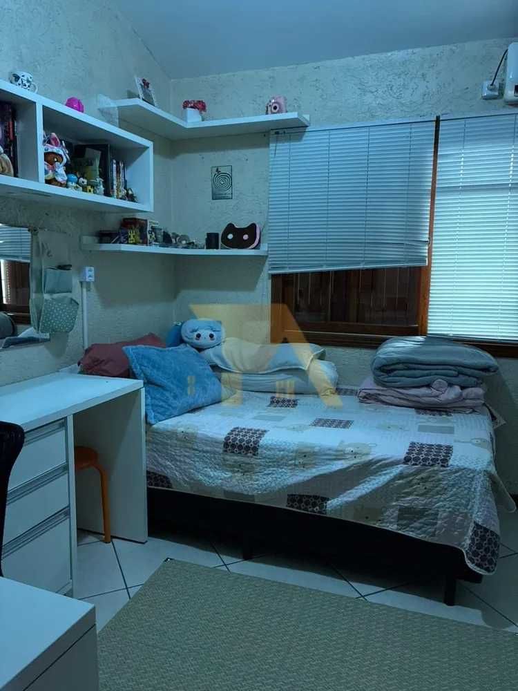 Casa, 4 quartos, 166 m² - Foto 2