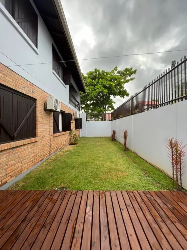 Casa, 4 quartos, 223 m² - Foto 2