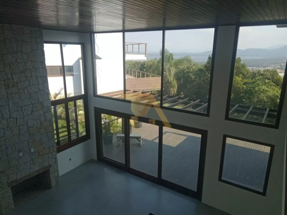 Casa à venda com 3 quartos, 195m² - Foto 5