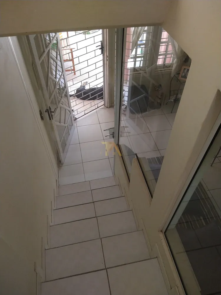 Casa, 5 quartos, 220 m² - Foto 12