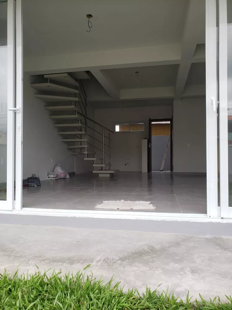 Casa à venda com 2 quartos, 92m² - Foto 12